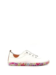Lunar Padstow Plimsoll Leather White Shoes - Image 3 of 7