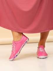 Lunar Pink Padstow Plimsoll Leather Shoes - Imagen 1 de 9