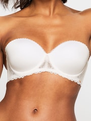 KBX White Strapless Harper Scalloped Lace Smooth Padded Plunge Bra - Image 3 of 7