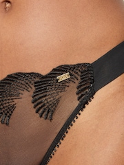 KBX Lana Shell Embroidery String Knickers - Изображение 3 из 5