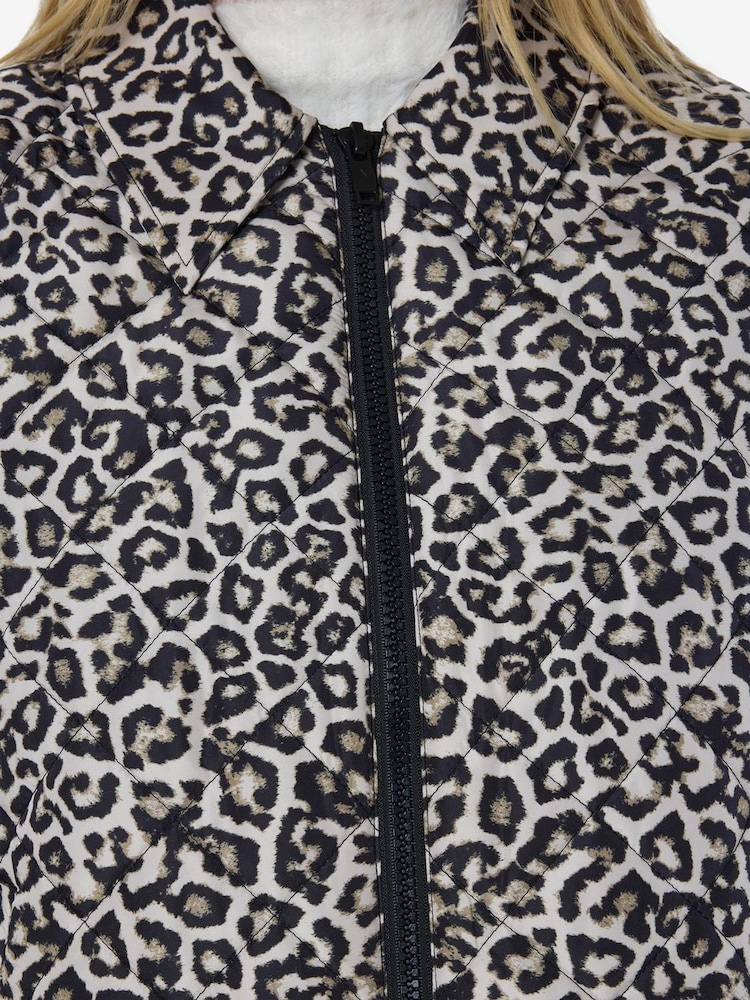 NOISY MAY Brown Leopard Print Quilted Zip Up Jacket - Image 4 of 4