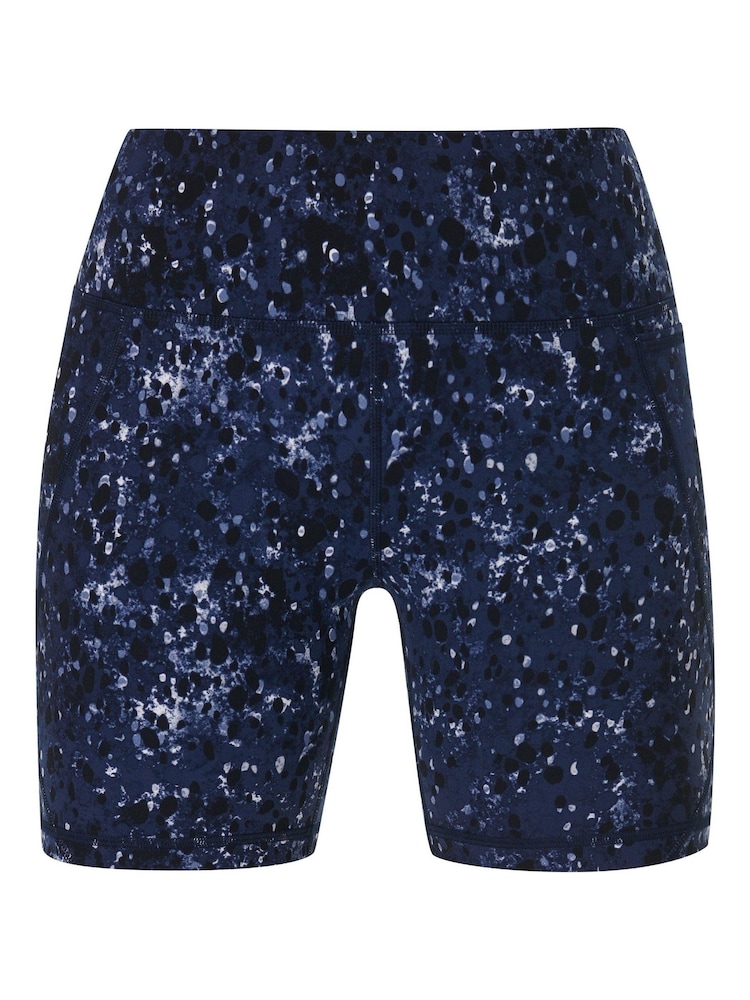 Sweaty Betty Blue Power 6" Biker Shorts - Image 8 of 8