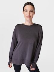 Gris - Sudadera larga de polar rosa After Class de Sweaty Betty - Imagen 5 de 7
