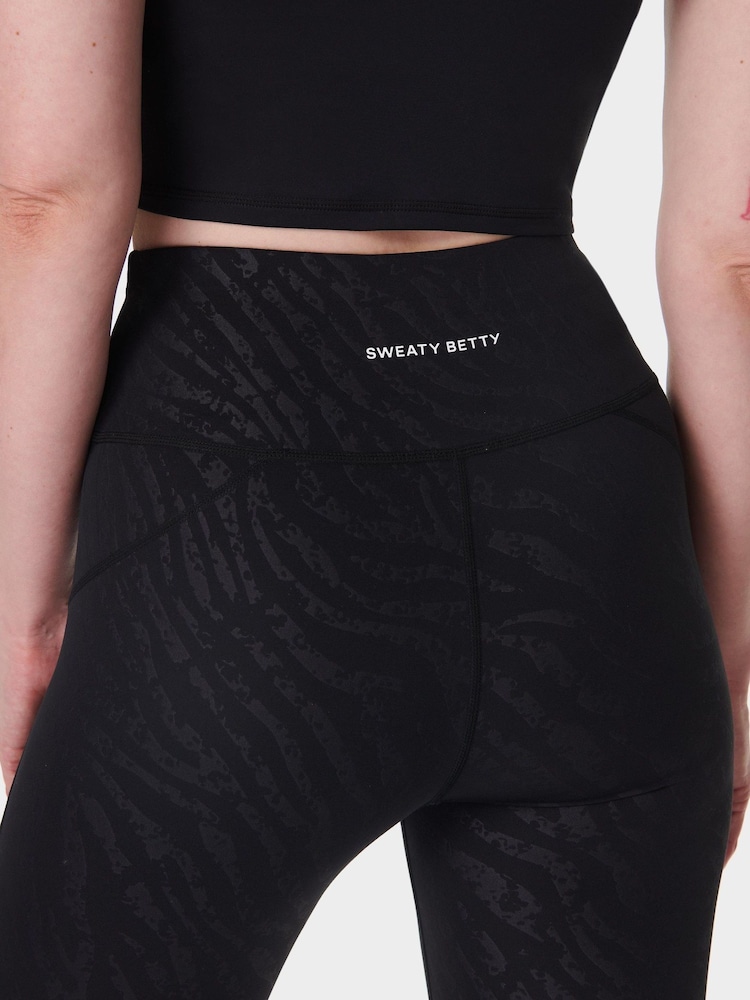 Sweaty Betty Chrome Black 7/8 Length All Day 7/8 Embossed Leggings - Image 4 of 8