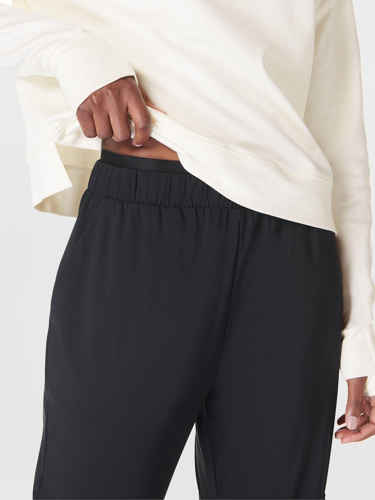 Sweaty Betty Black Explorer Cargo Joggers - Image 5 of 7