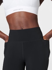 Sweaty Betty Black Zero Gravity 6" Run Shorts - Image 6 of 9