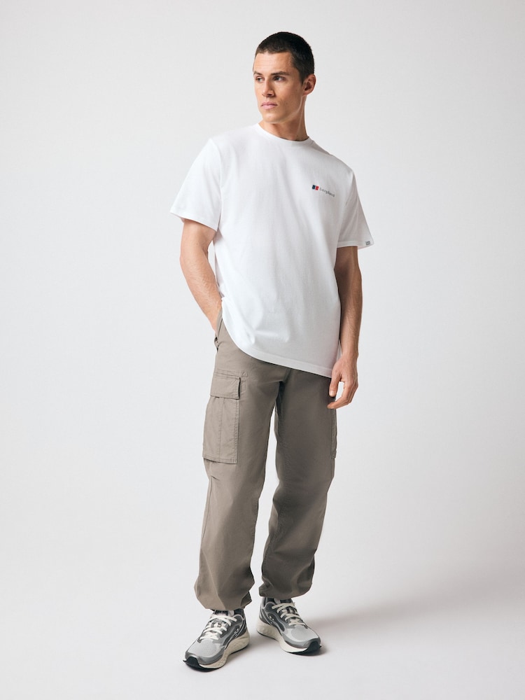Berghaus Classic Logo 100% Cotton T-Shirt - Imagen 2 de 9