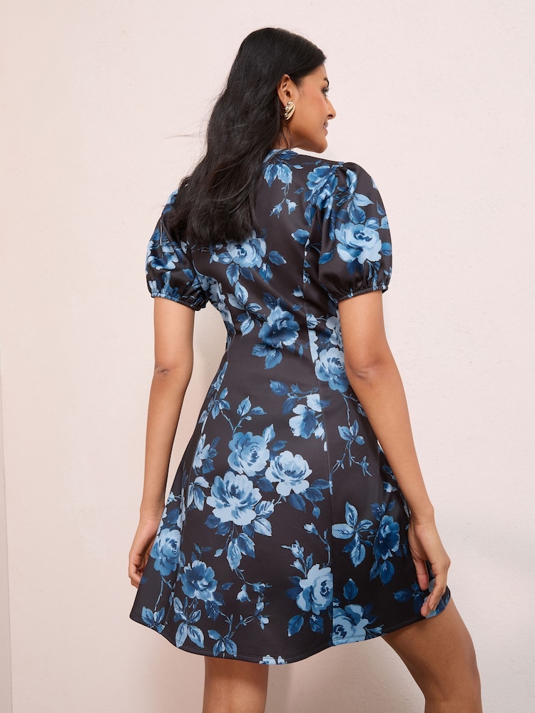 Friends Like These Black and Blue Floral V-Neck Puff Sleeve Structured Mini Dress - Image 2 of 4