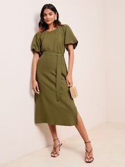 Verde cáqui - Friends Like These Vestido Midi com Puff sleeve Raglan e Tie Waist e Belt - Imagem 1 de 4