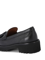 črna - Natikači kamelje barve KG Kurt Geiger Minnie - Slika 4 iz 5