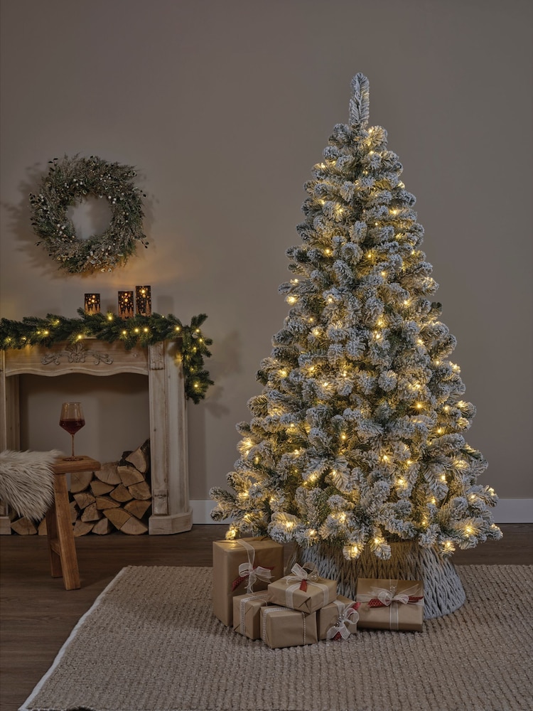 Everlands Green Imperial Pine Pre Lit Snowy 6ft Christmas Tree - Image 2 of 6