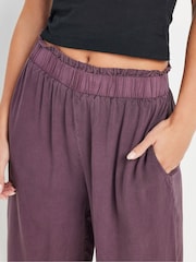 PixieGirl Petite Red Acid Wash 100% Cotton Wide Leg Trousers - Image 4 of 5