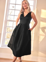Yours Curve Black London V-Neck Pleated Dress With Pockets - Image 1 of 6