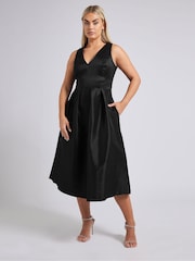 Yours Curve Black London V-Neck Pleated Dress With Pockets - Image 3 of 6