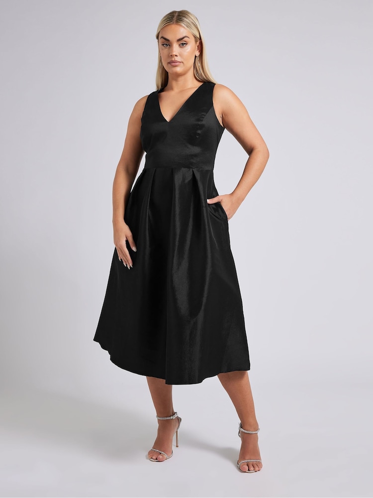 Buy Yours Curve Black London V-Neck Pleated Dress With Pockets from Next USA
