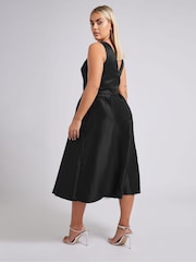 Yours Curve Black London V-Neck Pleated Dress With Pockets - Image 5 of 6