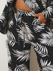Yours Curve Black Wide Leg Crinkle Co-ord Trousers - Image 5 of 6