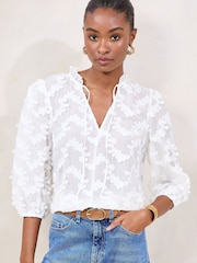 Lipsy 3/4 Sleeve 3D Fabric Blouse - Imagen 3 de 5