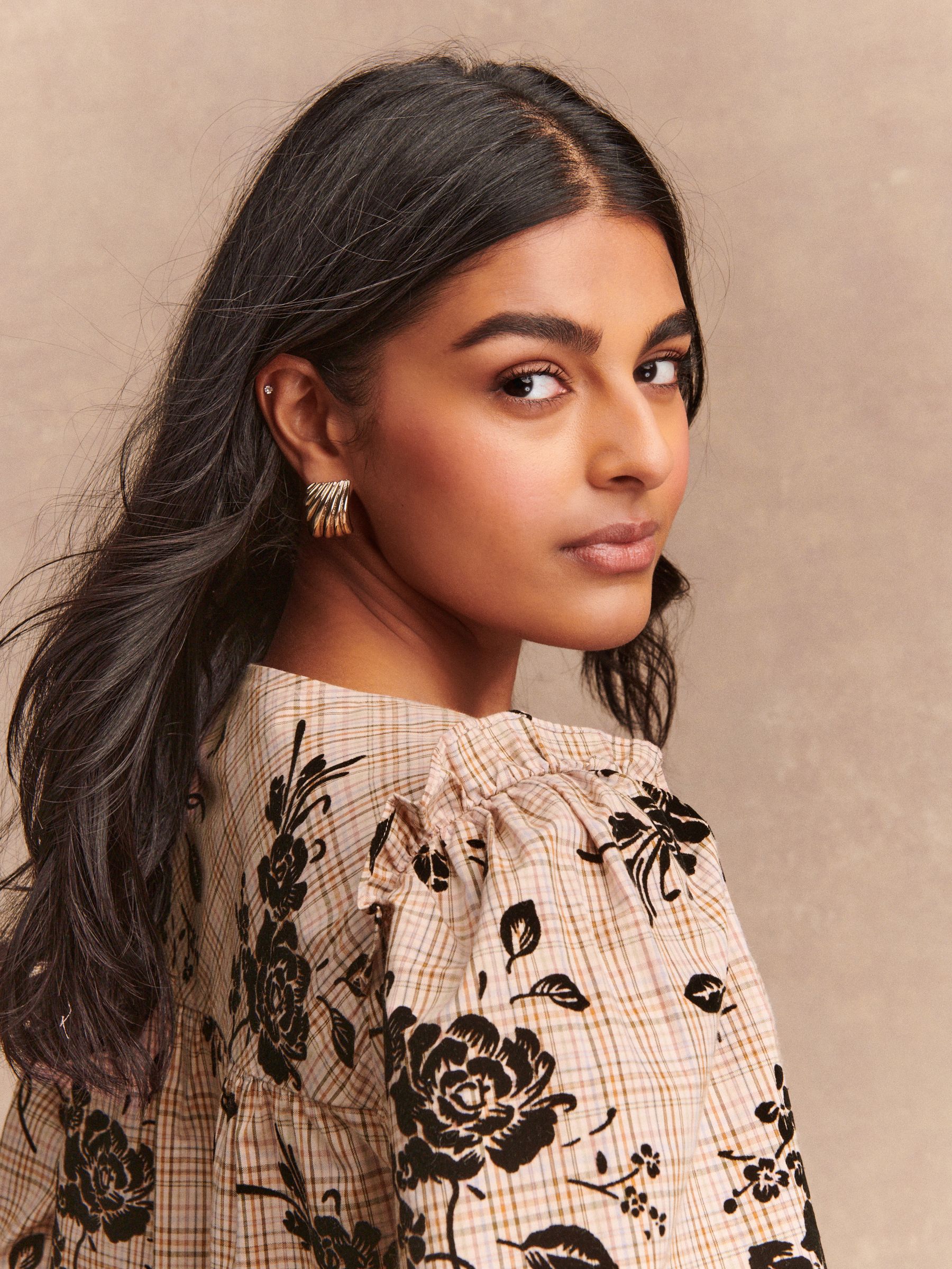 月模様のベージュ長袖トップス KOBE LETTUCE（神戸レタス） セール Tシャツ 長袖 レディース