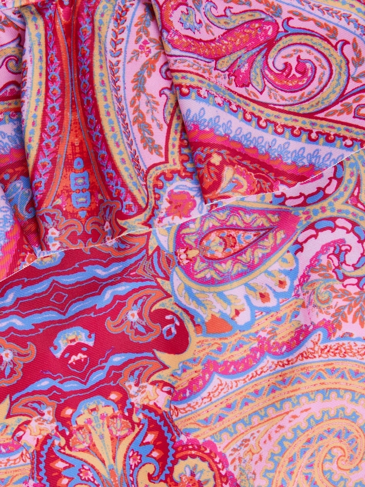 Traje de baño con volantes y estampado de cachemira de Monsoon - Imagen 3 de 3