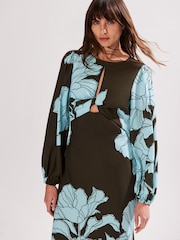 Ro&Zo Blue Mae Floral Twist Front Midi Dress - Image 2 of 4