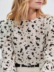 Ro&Zo Black/white Mono Dalmatian Print Puff Sleeve Blouse - Image 3 of 4