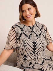 Friends Like These Black Curve Short Sleeve Chiffon Tiered Maxi Dress - Image 2 of 4