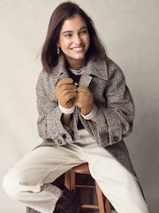 Tan Brown Leather Sheepskin Gloves - Image 1 of 1