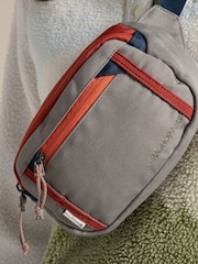 Craghoppers Green Natonal Trust Kiwi Multiway Bag - Image 2 of 4
