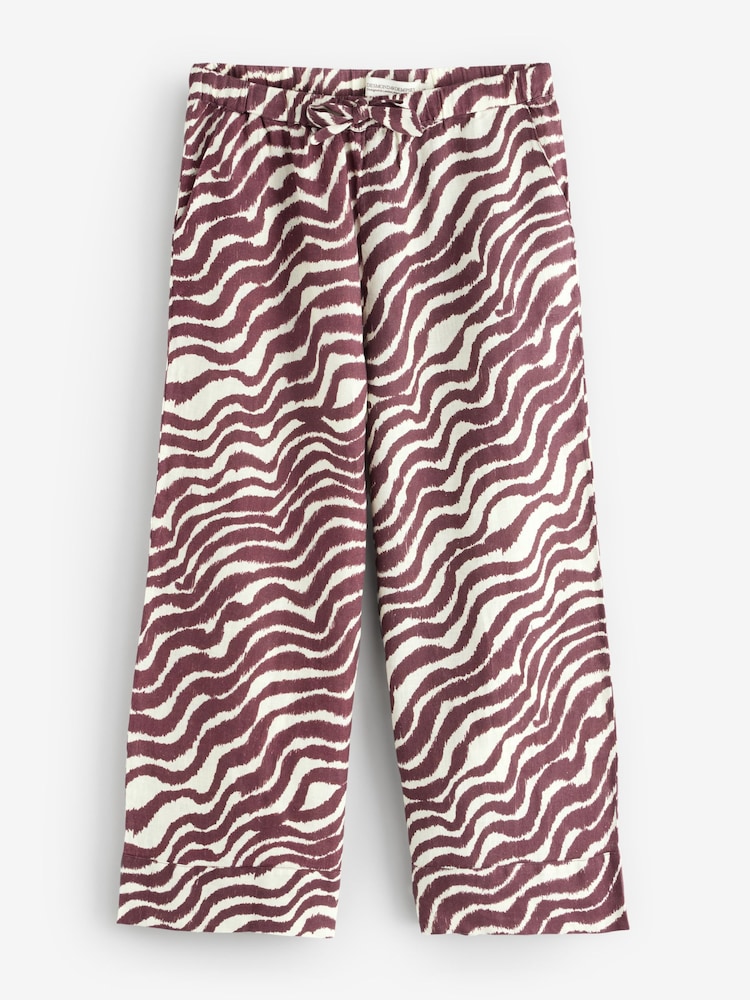 Desmond & Dempsey Cocoa/Cream Boxy Short & Wide Leg Trouser Set - Image 7 of 7 Desmond & Dempsey Cocoa/Cream Boxy Short & Wide Leg Trouser Set - Image 7 of 7