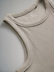 The Set Crop Ribbed Racer Vests 4 Pack - Imagen 14 de 15