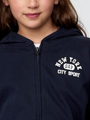 Azul marino - Sudadera deportiva suave de estilo vintage con capucha, cremallera y logo de Gap (4-13 años) - Imagen 4 de 5