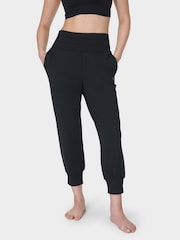 Sweaty Betty Black Gaia Performance Yoga Capri Joggers - Image 4 of 6