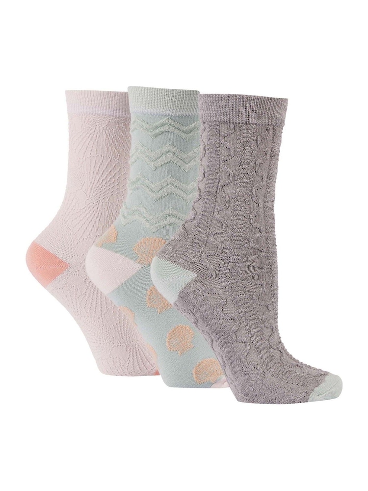 Grau - Wild Feet – Crew-Socken aus Bambus mit Texturdetails - Bild 1 von 8 Grau - Wild Feet – Crew-Socken aus Bambus mit Texturdetails - Bild 1 von 8
