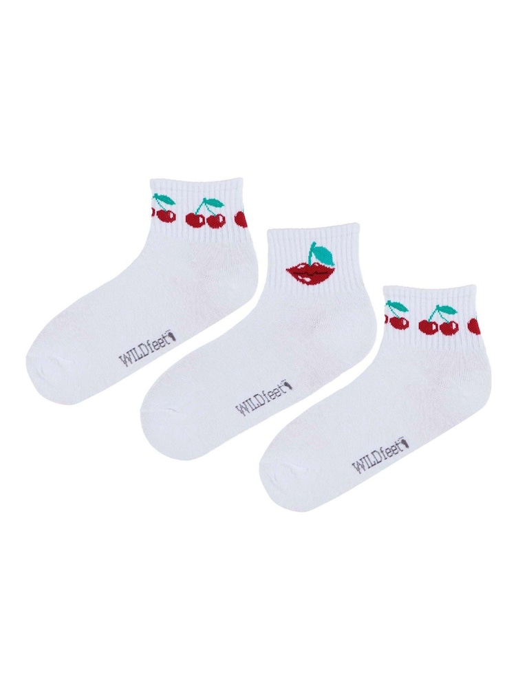 Wild Feet White Quarter Length Sporty Crew Socks 3 Pack - Image 2 of 7