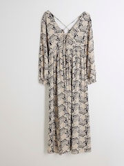 River Island Black Petite V-Neck Printed Maxi Dress - Image 4 of 5