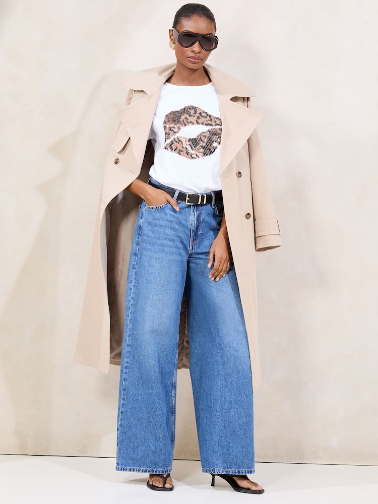 Lipsy White Sequin Lips Print T-Shirt - Image 4 of 4