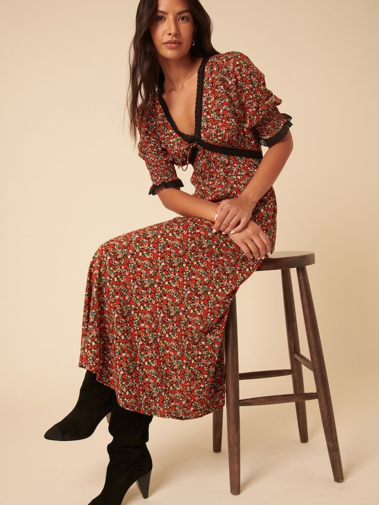 red ditsy floral midi dress Ditsy Floral Tiered Midi Dress