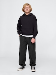 Negro - Pantalones de chándal suaves con forro polar y logo de estilo vintage de Gap (4-13 años) - Imagen 2 de 4