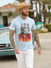 Joe Browns Hawaiian Tiger Graphic Print 100% Cotton T-Shirt - صورة 1 من 7