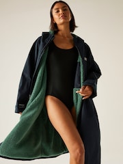 Regatta Black Adult Waterproof Changing Robe - Image 1 of 9