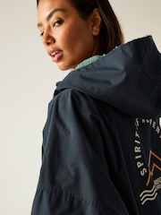 Regatta Black Adult Waterproof Changing Robe - Image 4 of 9