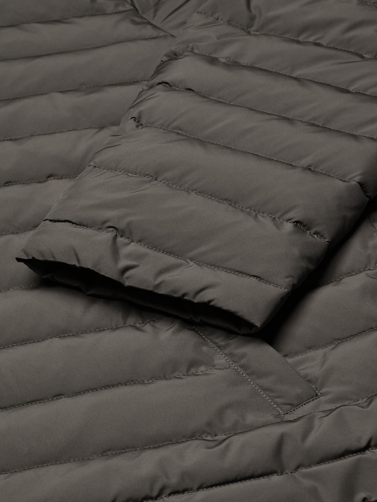 Charles Tyrwhitt Brown Lightweight Quilted Jacket - Image 5 of 5