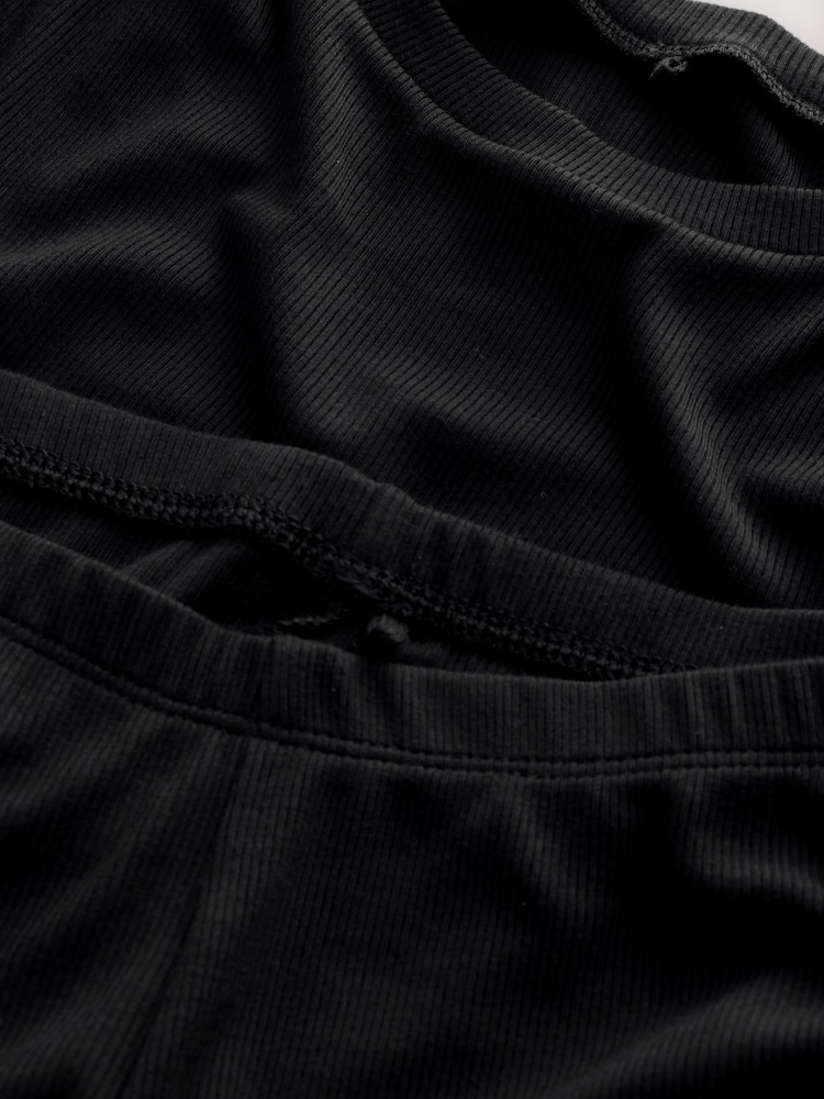 Black Thermal Base Layer Long Sleeved Top and Legging Set - Image 10 of 10 Black Thermal Base Layer Long Sleeved Top and Legging Set - Image 10 of 10