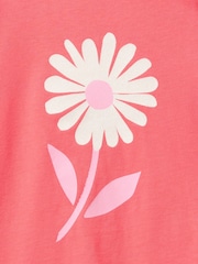 Peto para bebé rosa coral con margaritas - Camiseta gráfica de manga corta y cuello redondo de Gap (6 meses - 5 años) - Imagen 3 de 3