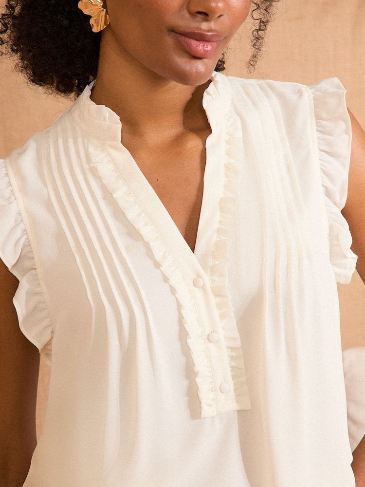 Love & Roses White Ecru Pintuck Sleeveless Blouse - Image 4 of 4
