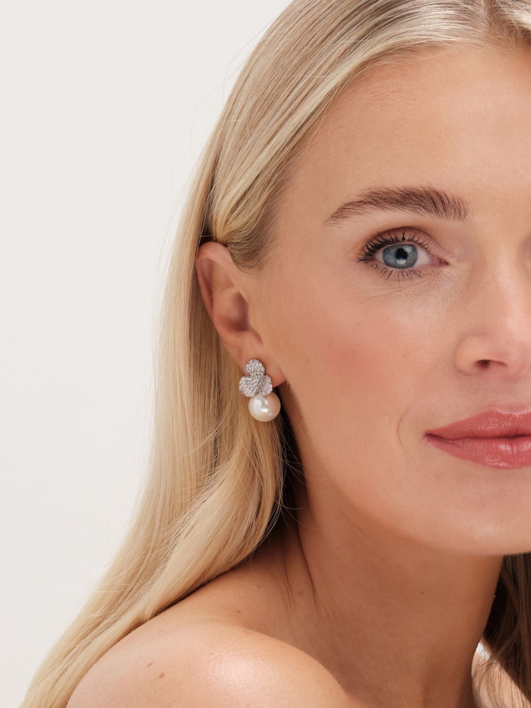 Jon Richard Silver Tone Flower Pearl Earrings - Image 3 of 3