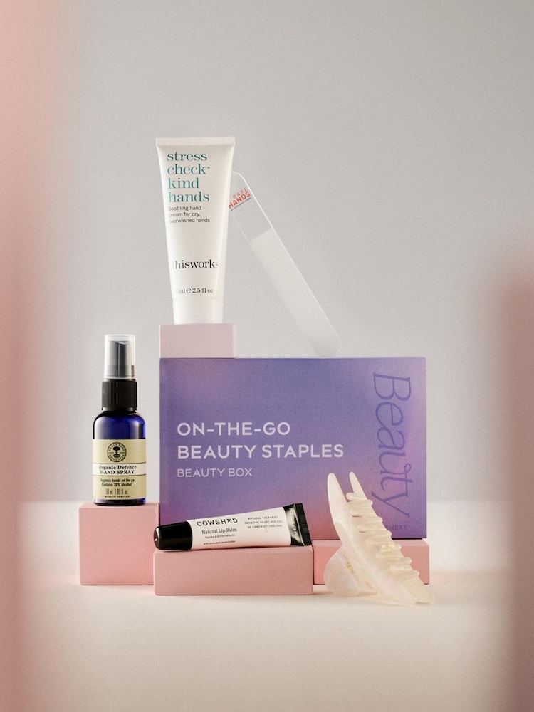 On The Go Beauty Box (Worth Over £44) - Image 1 of 3