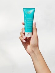 Moroccanoil Hydrating Styling Cream Set 75ml with a Free Moroccanoil Treatment 15ml (Worth £20) - Image 2 of 5
