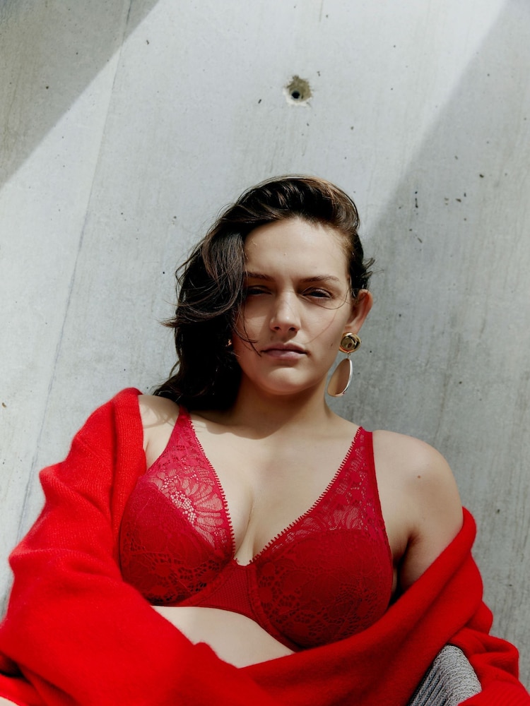 Chantelle Red Day to Night Lace underwired Plunge Spacer Bra - Image 1 of 5